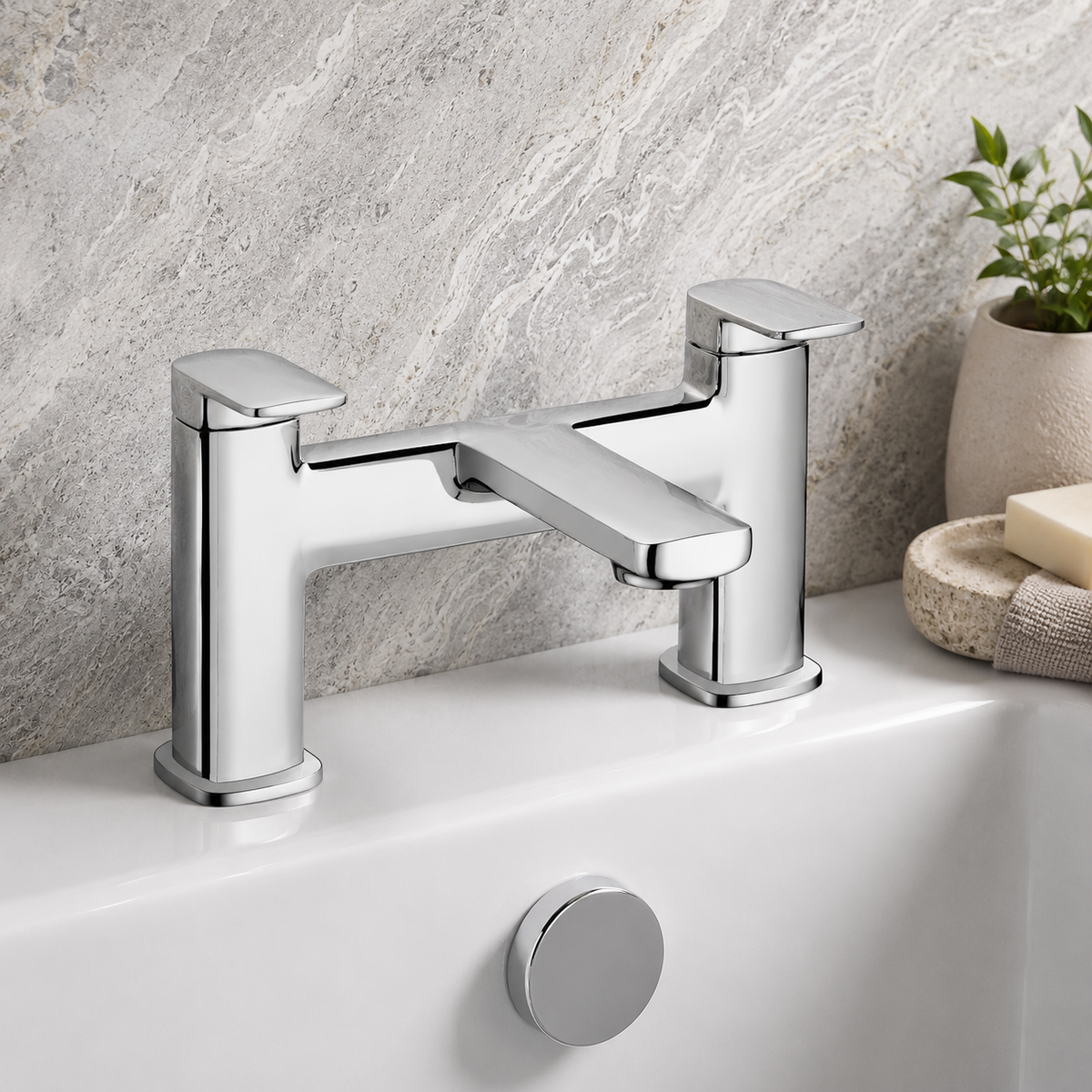 Noa Chrome Bath Filler Tap